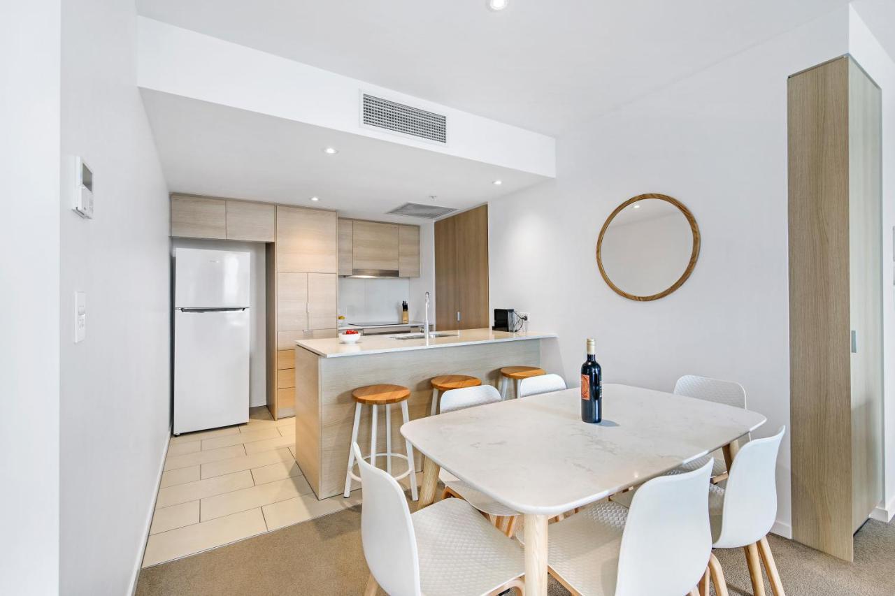 The Eureka Gold Coast Residence On Broadbeach ภายนอก รูปภาพ
