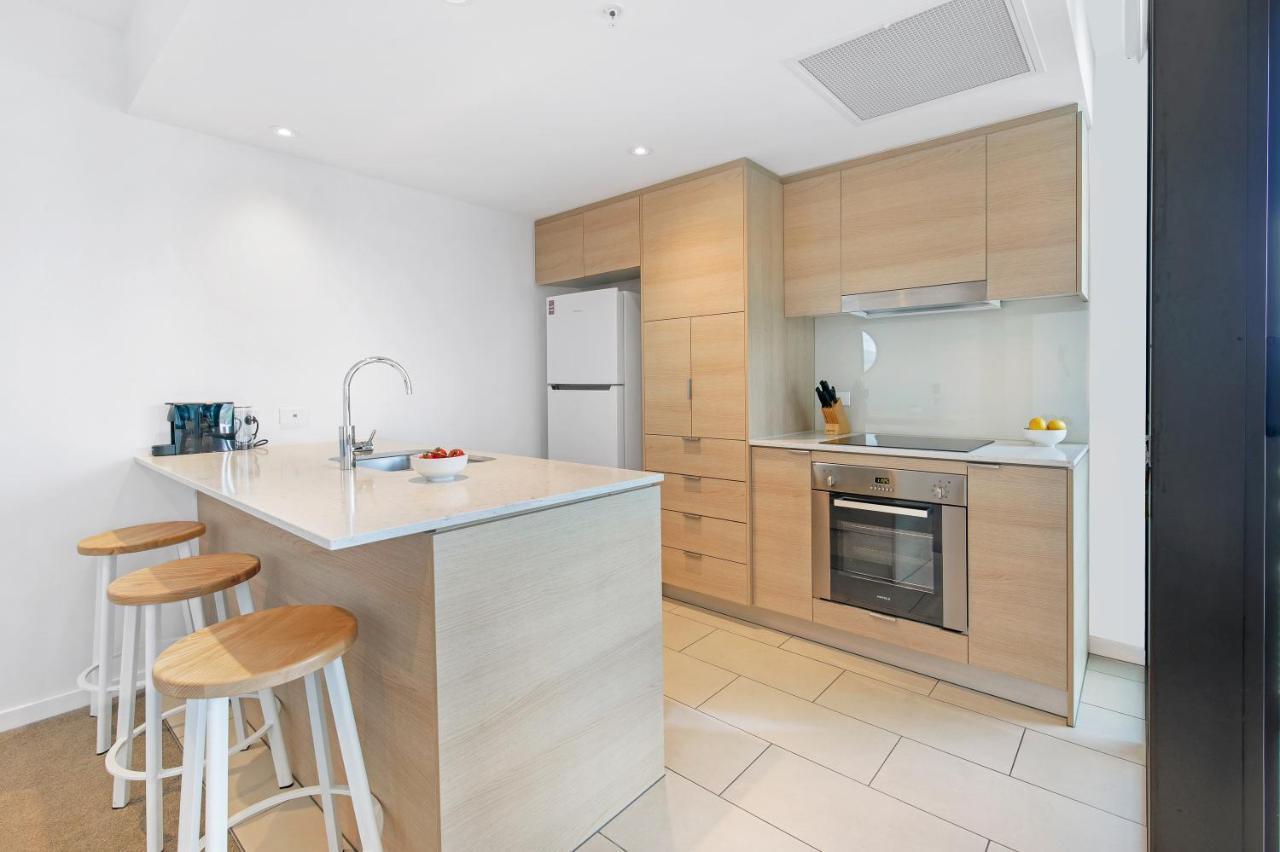 The Eureka Gold Coast Residence On Broadbeach ภายนอก รูปภาพ