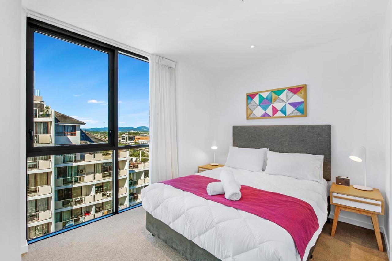 The Eureka Gold Coast Residence On Broadbeach ภายนอก รูปภาพ