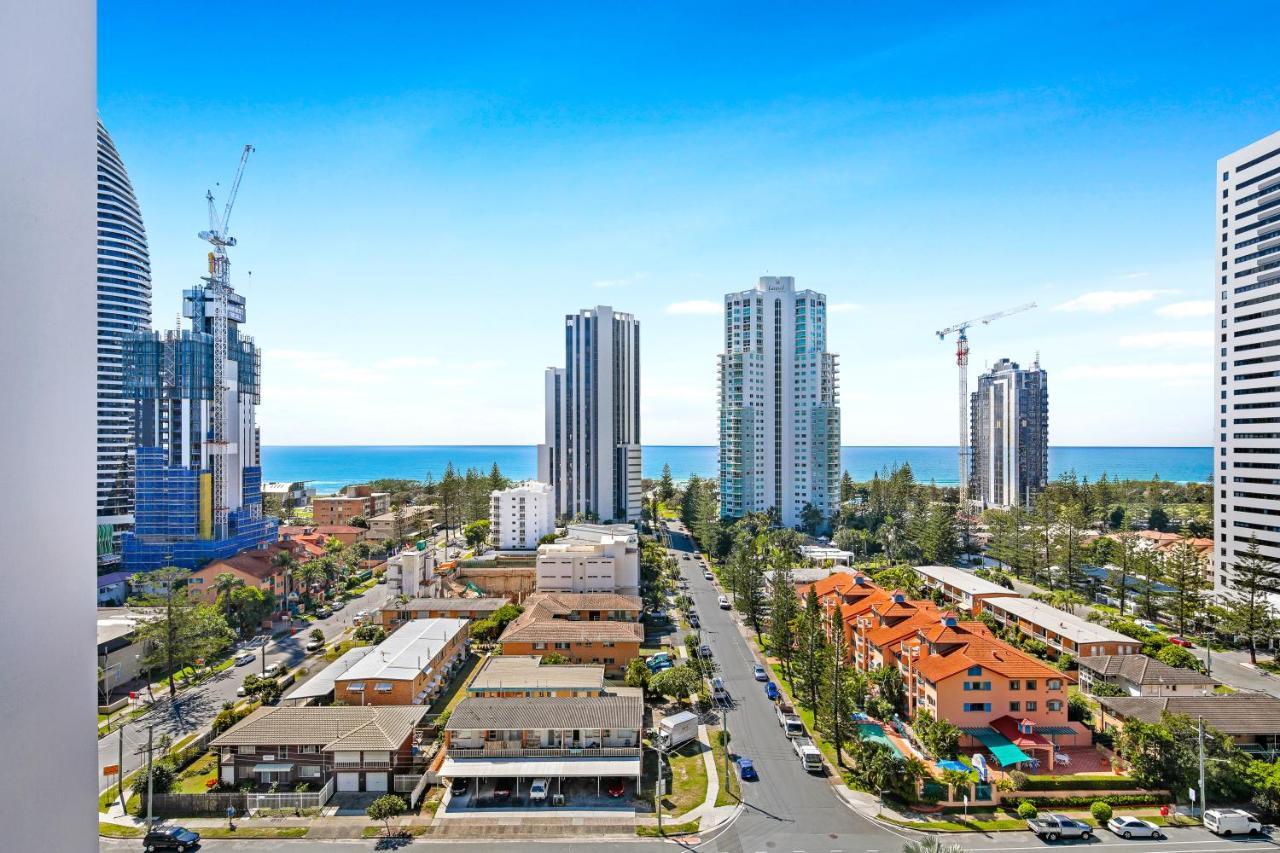 The Eureka Gold Coast Residence On Broadbeach ภายนอก รูปภาพ