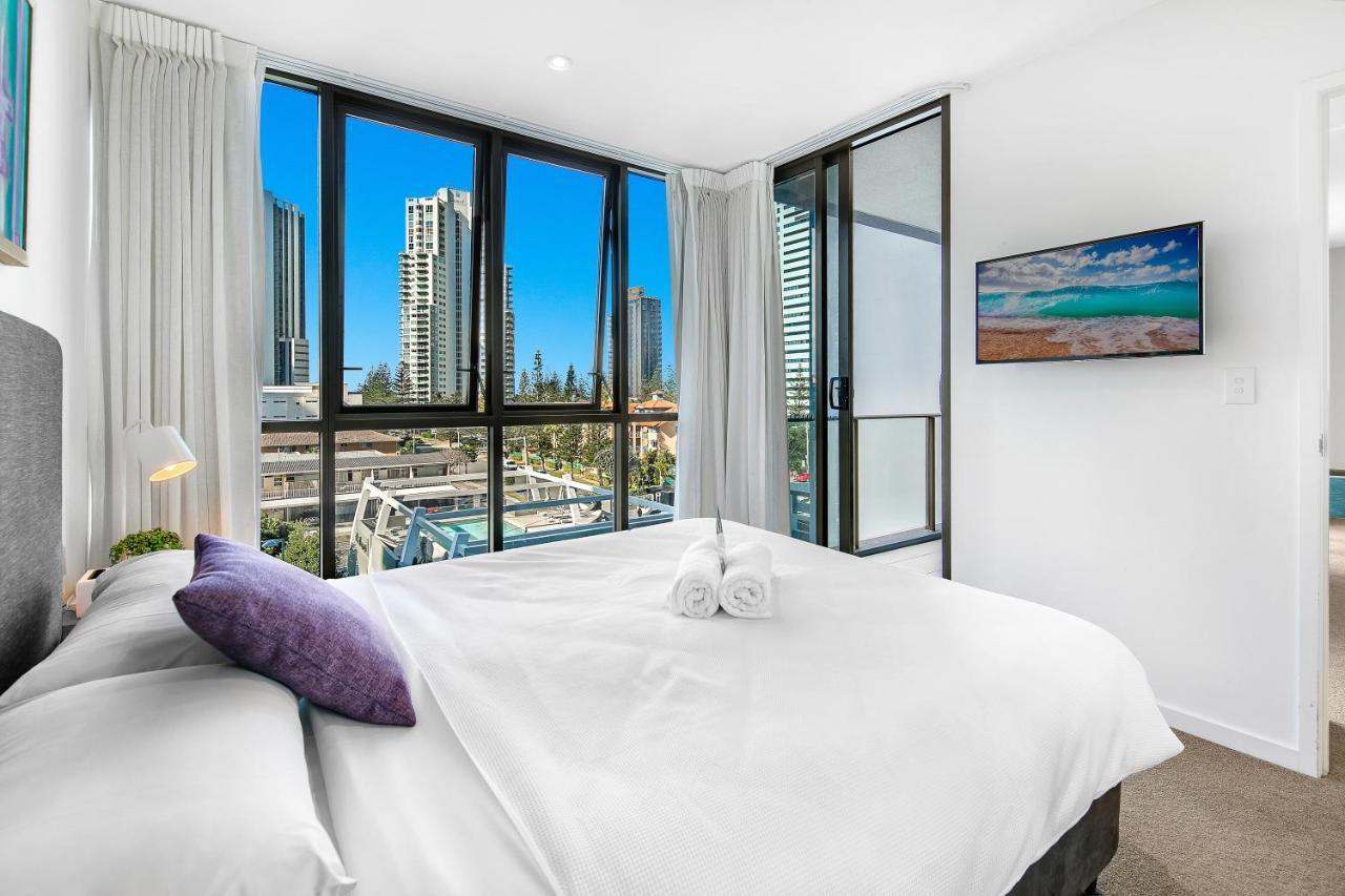 The Eureka Gold Coast Residence On Broadbeach ภายนอก รูปภาพ