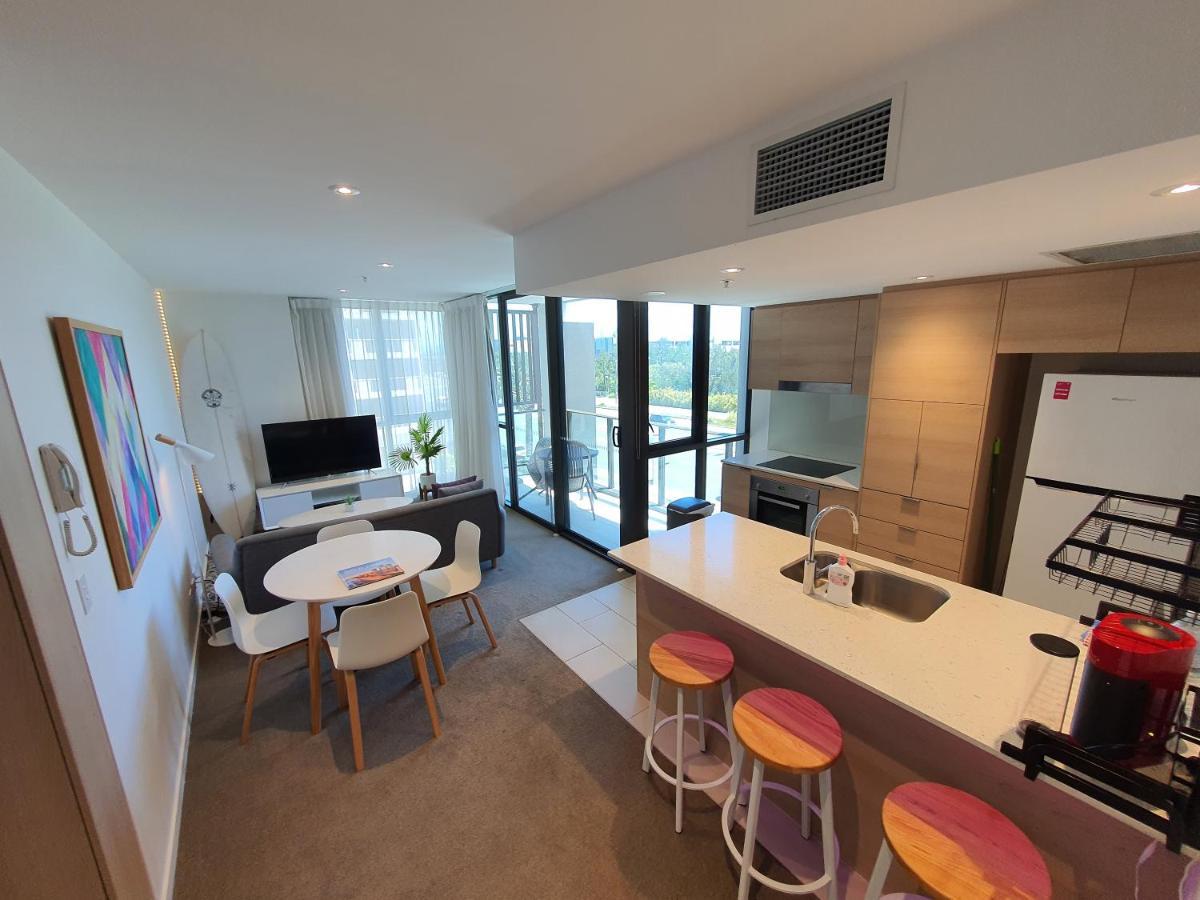 The Eureka Gold Coast Residence On Broadbeach ภายนอก รูปภาพ