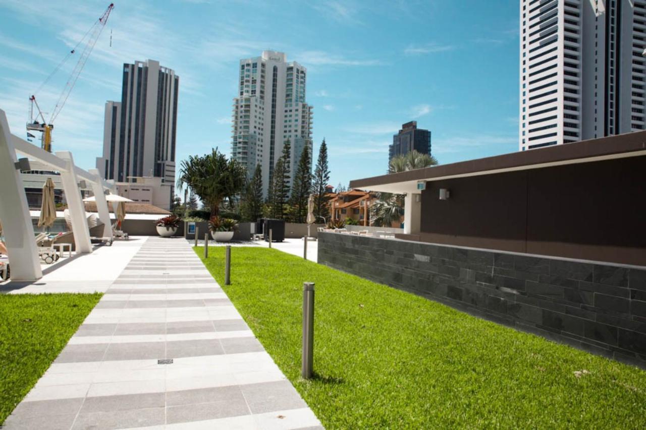 The Eureka Gold Coast Residence On Broadbeach ภายนอก รูปภาพ