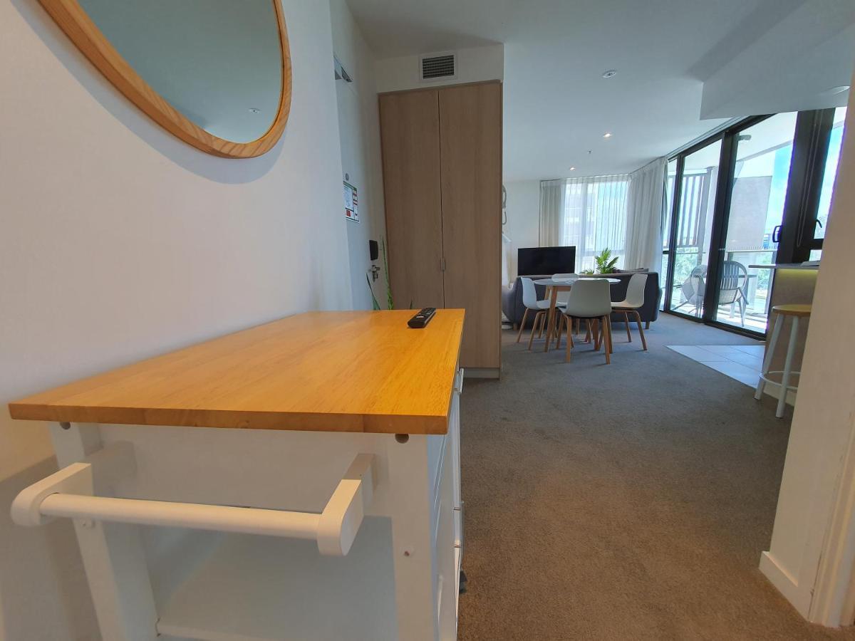 The Eureka Gold Coast Residence On Broadbeach ภายนอก รูปภาพ