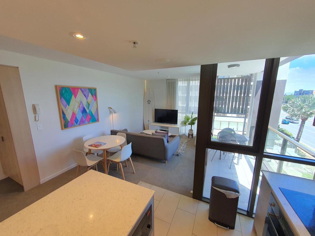 The Eureka Gold Coast Residence On Broadbeach ภายนอก รูปภาพ